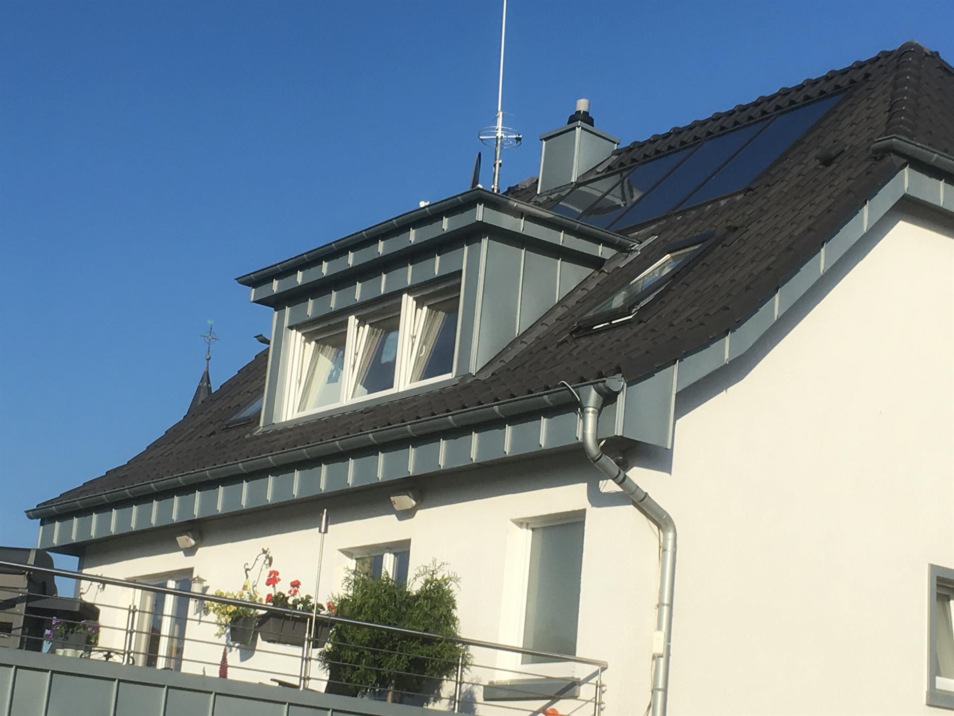 Dacheindeckung mit Tonziegeln in Leverkusen
